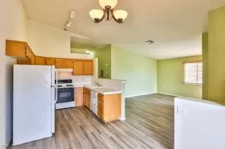 Photo #1: 2422171 Listing 