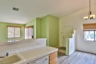 Photo #4: 2422171 Listing 
