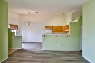 Photo #5: 2422171 Listing 