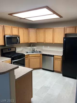 Photo #2: 2422225 Listing 