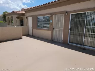Photo #2: 2422271 Listing 