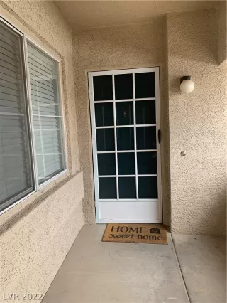 Photo #2: 2422301 Listing 