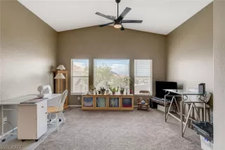 Photo #6: 2422303 Listing