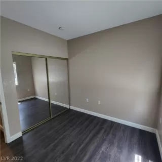 Photo #6: 2422311 Listing