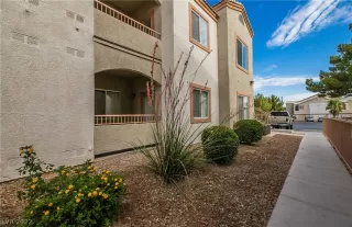 Photo #2: 2422326 Listing 