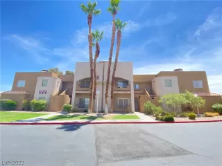 Photo #1: 2422338 Listing