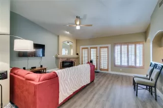 Photo #3: 2422365 Listing