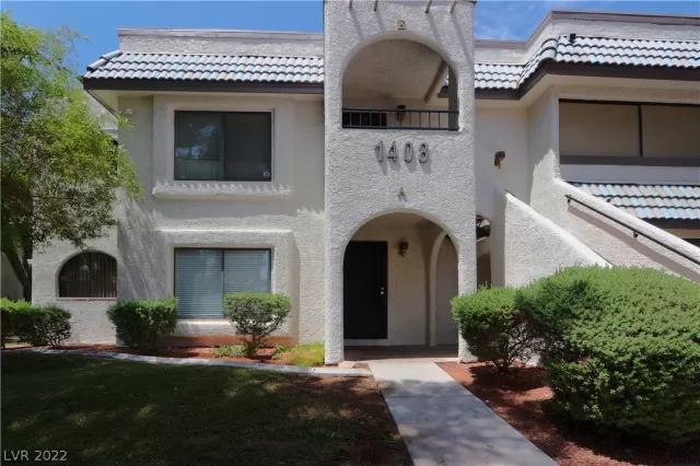 MLS: 2422403 Condo For Sale