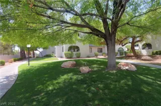 Photo #2: 2422403 Listing