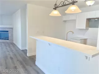 Photo #4: 2422411 Listing 