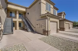 Photo #1: 2422422 Listing 