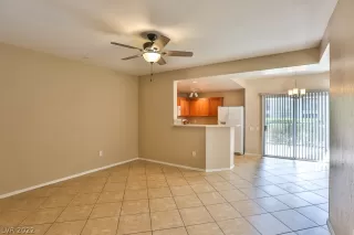 Photo #5: 2422422 Listing 