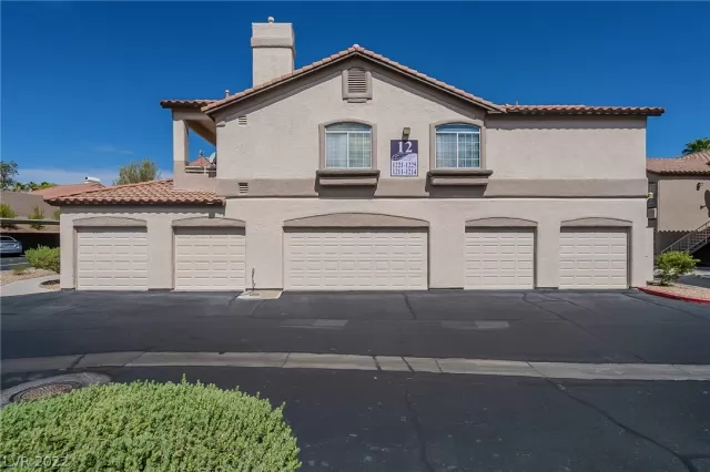 MLS: 2422536 Condo For Sale