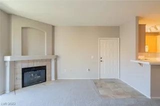 Photo #2: 2422536 Listing