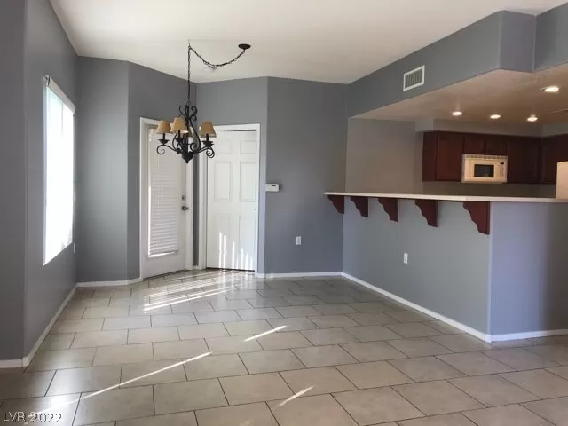 MLS: 2422614 Condo For Sale