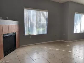 Photo #1: 2422614 Listing 