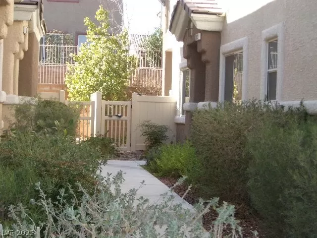 MLS: 2422627 Condo For Sale