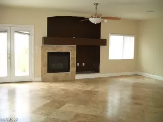 Photo #1: 2422627 Listing 