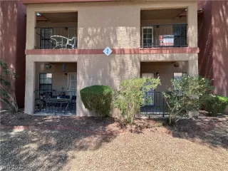 Photo #1: 2422636 Listing 