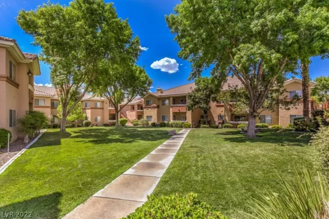 MLS: 2422639 Condo For Sale