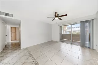 Photo #4: 2422665 Listing 