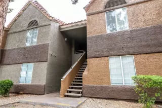 Photo #2: 2422725 Listing 