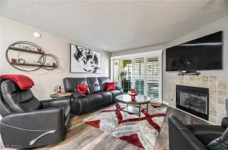 Photo #5: 2422725 Listing 