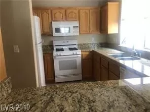 Photo #3: 2422762 Listing 