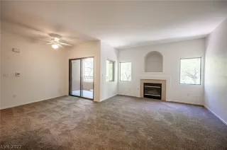 Photo #2: 2422769 Listing