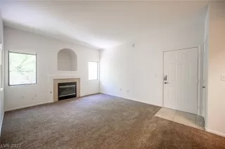 Photo #6: 2422769 Listing