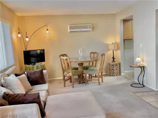 Photo #4: 2422771 Listing 