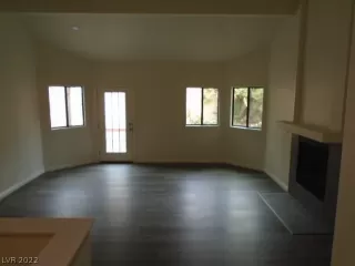 Photo #6: 2422780 Listing 