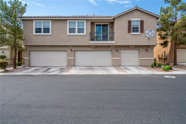 MLS: 2422804 Condo For Sale