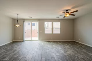 Photo #2: 2422804 Listing 