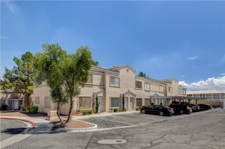 Photo #1: 2422812 Listing