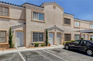 Photo #2: 2422812 Listing