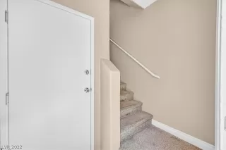 Photo #2: 2422833 Listing