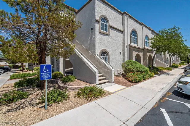 MLS: 2422868 Condo For Sale