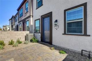 Photo #6: 2422880 Listing 