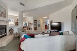 Photo #6: 2422885 Listing 