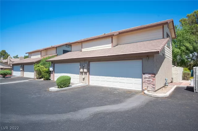 MLS: 2422895 Condo For Sale