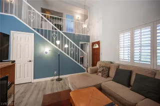 Photo #3: 2422895 Listing 