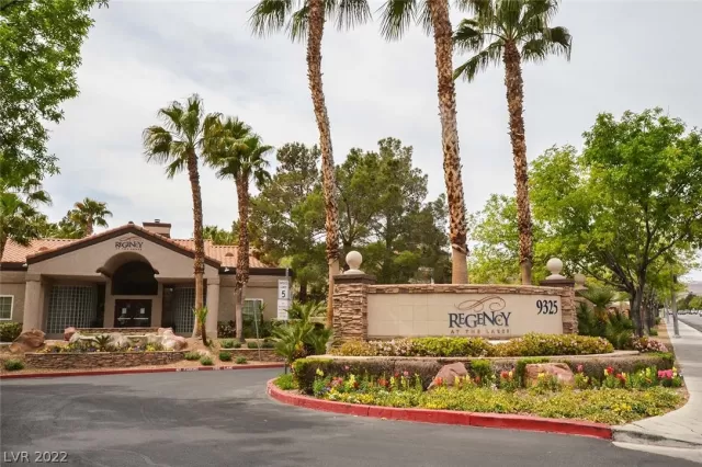 MLS: 2422958 Condo For Sale