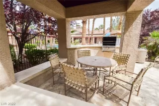 Photo #3: 2422958 Listing 