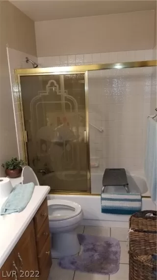 Photo #6: 2423052 Listing