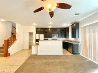 Photo #2: 2423058 Listing 