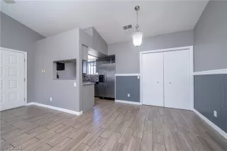 Photo #2: 2423092 Listing