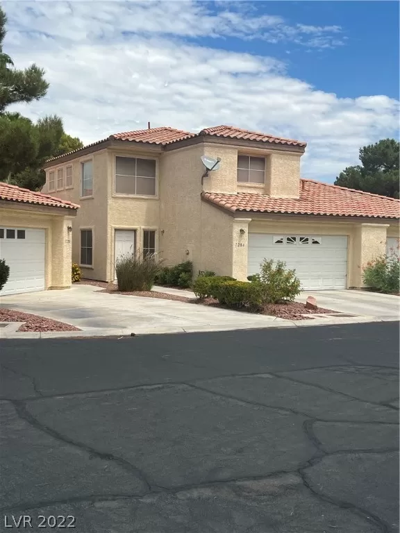 MLS: 2423095 Condo For Sale
