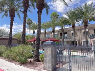 Photo #2: 2423106 Listing 