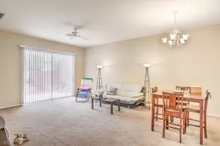 Photo #3: 2423110 Listing